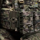 Бронежилет у повній комплектації з сталевими бронеплитами: пластини Armox 4 класу захисту ДСТУ + плитоноска Warmor gen.3 Max мультикам
