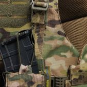 Бронежилет Gen.4.: полегшені керамічні пластини 6 класу захисту (ДСТУ) + плитоноска Warmor gen.4 з 4 підсумками АК койот